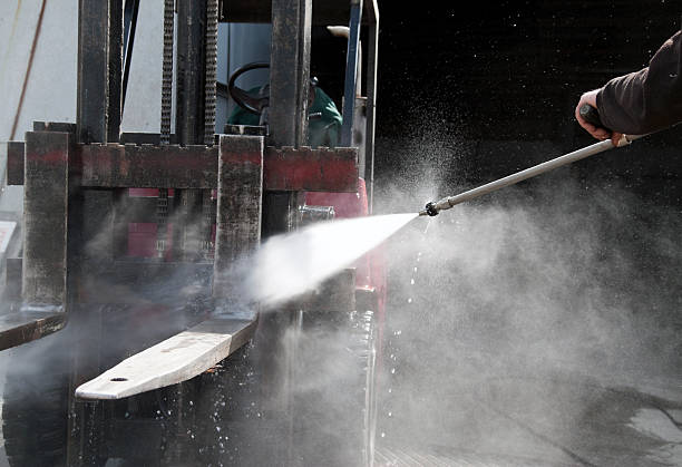Best Driveway Pressure Washing  in River Edge, NJ